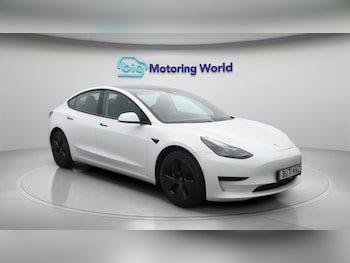 Used Tesla Model 3 2021 for sale - 76189995: Photo 2