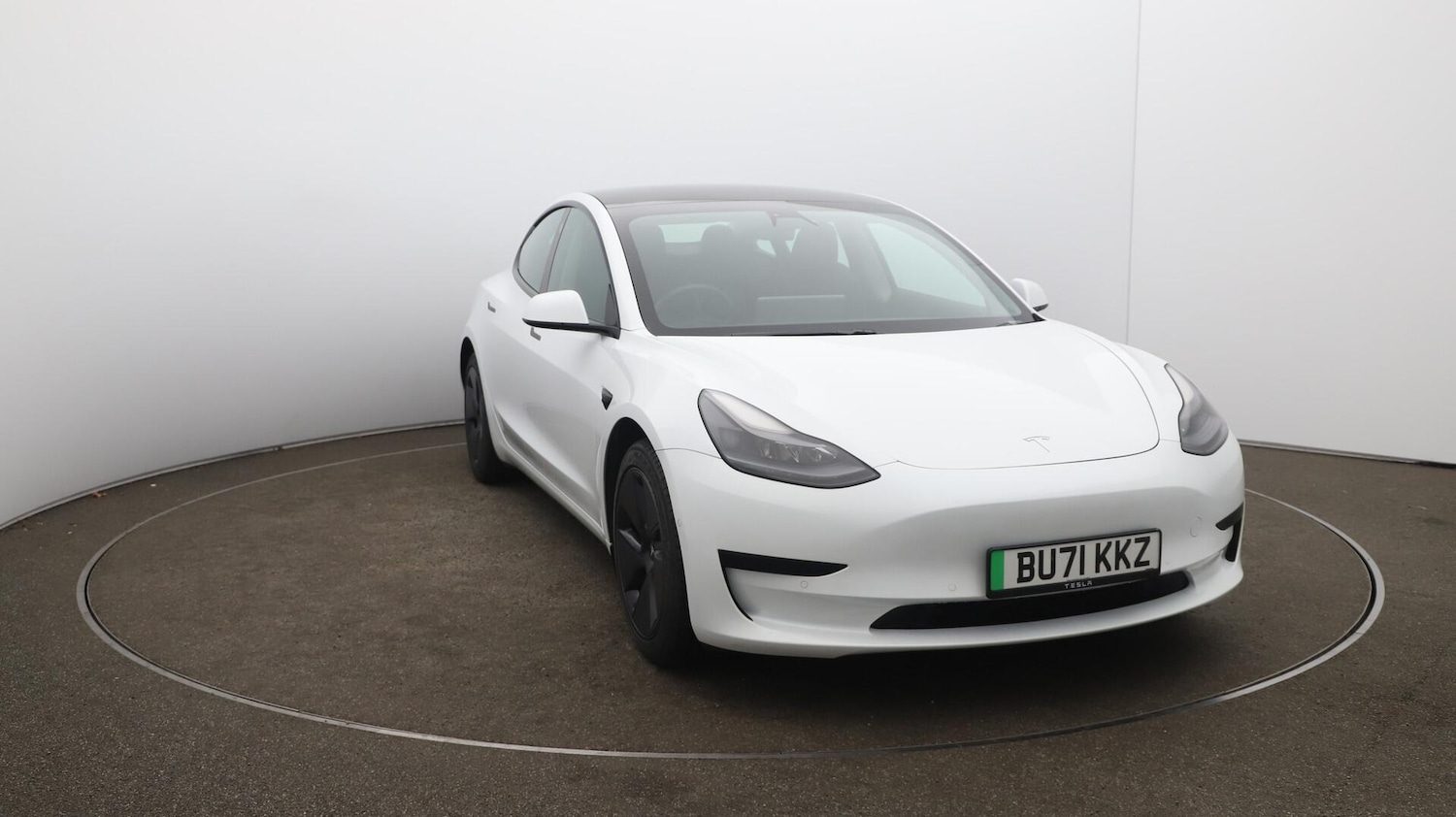 Used Tesla Model 3 2021 for sale - 76189995: Photo 42