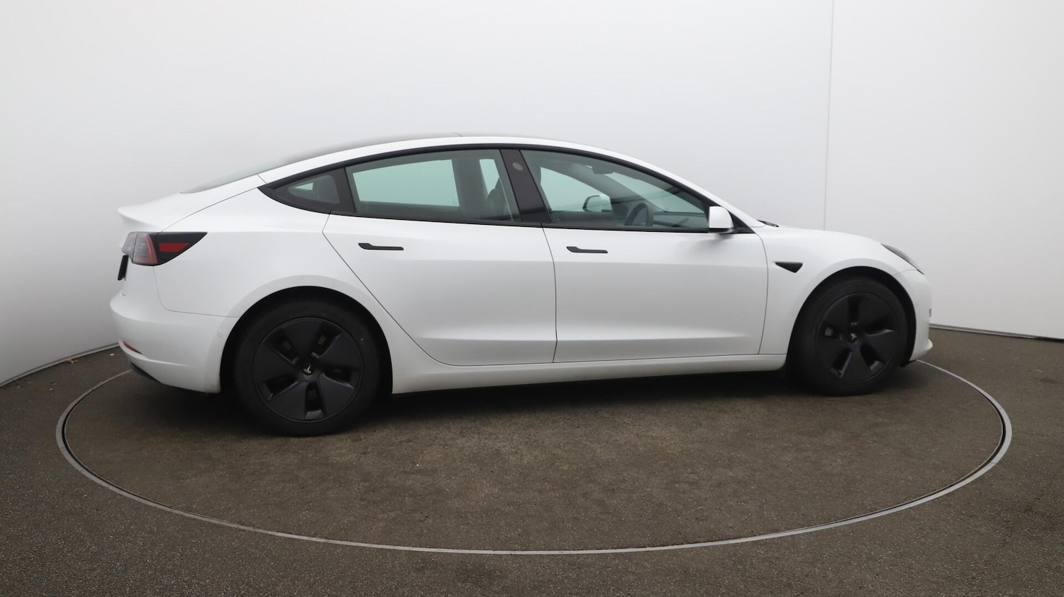 Used Tesla Model 3 2021 for sale - 76189995: Photo 51