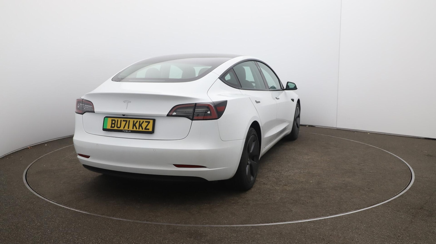 Used Tesla Model 3 2021 for sale - 76189995: Photo 56