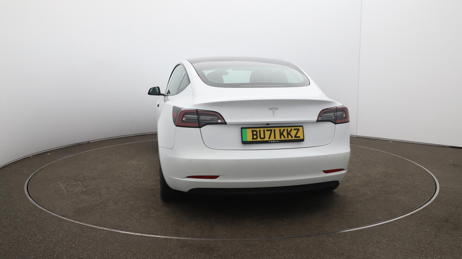 Used Tesla Model 3 2021 for sale - 76189995: Photo 60