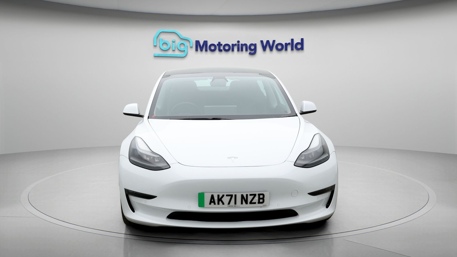 Used Tesla Model 3 2021 for sale - 77213299: Photo 2