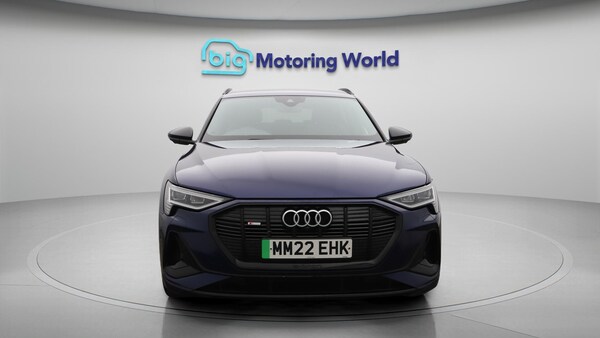 Used Audi e-tron 2022 for sale - 76246900: Photo 3