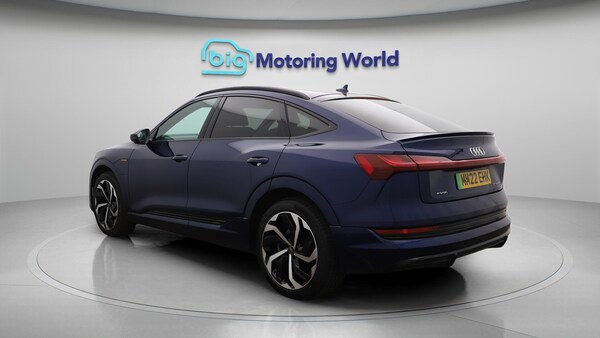 Used Audi e-tron 2022 for sale - 76246900: Photo 6