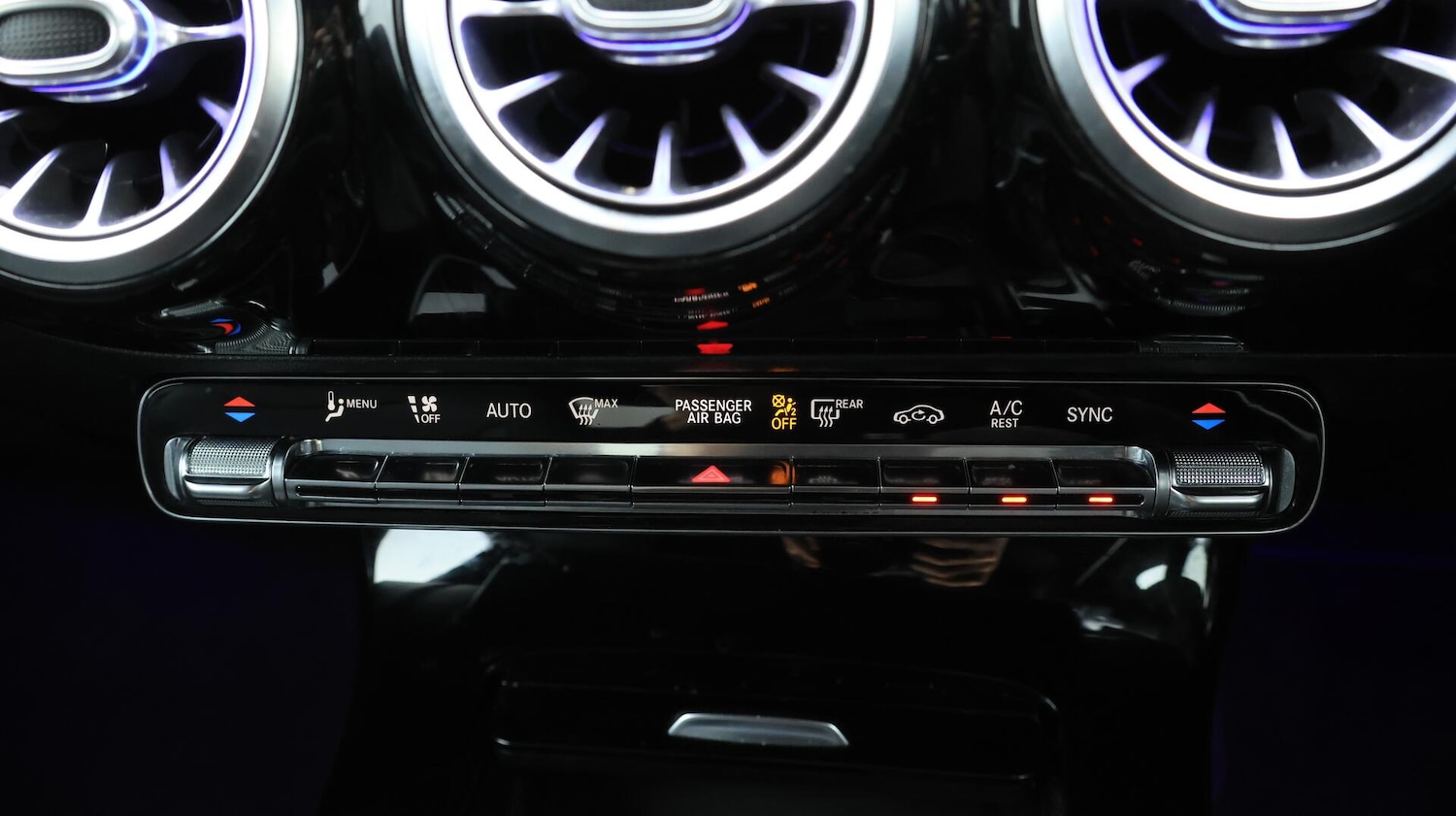 Used Mercedes-Benz CLA 2020 for sale - 76167417: Photo 13