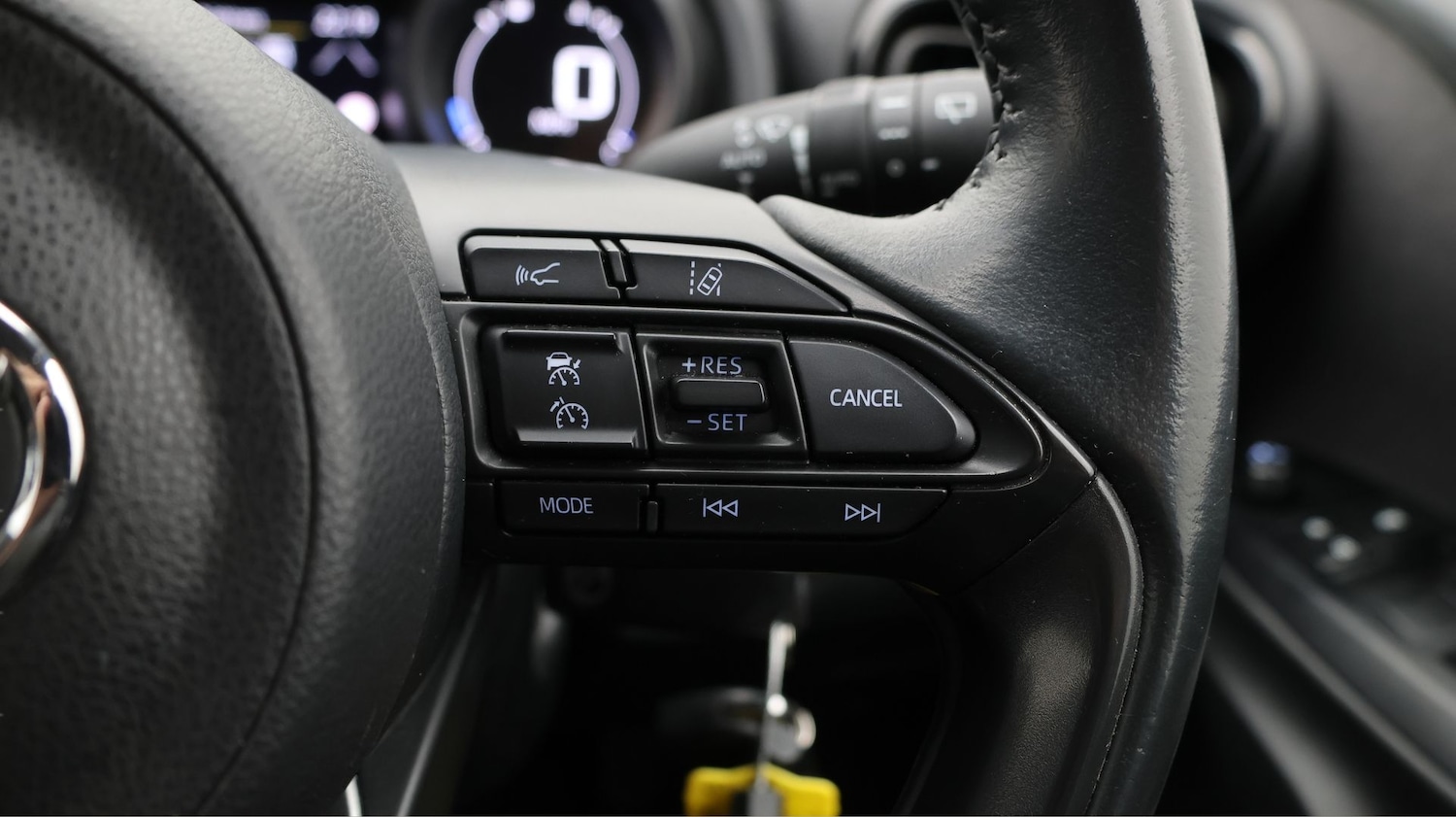 Used Toyota Yaris 2022 for sale - 77669131: Photo 25