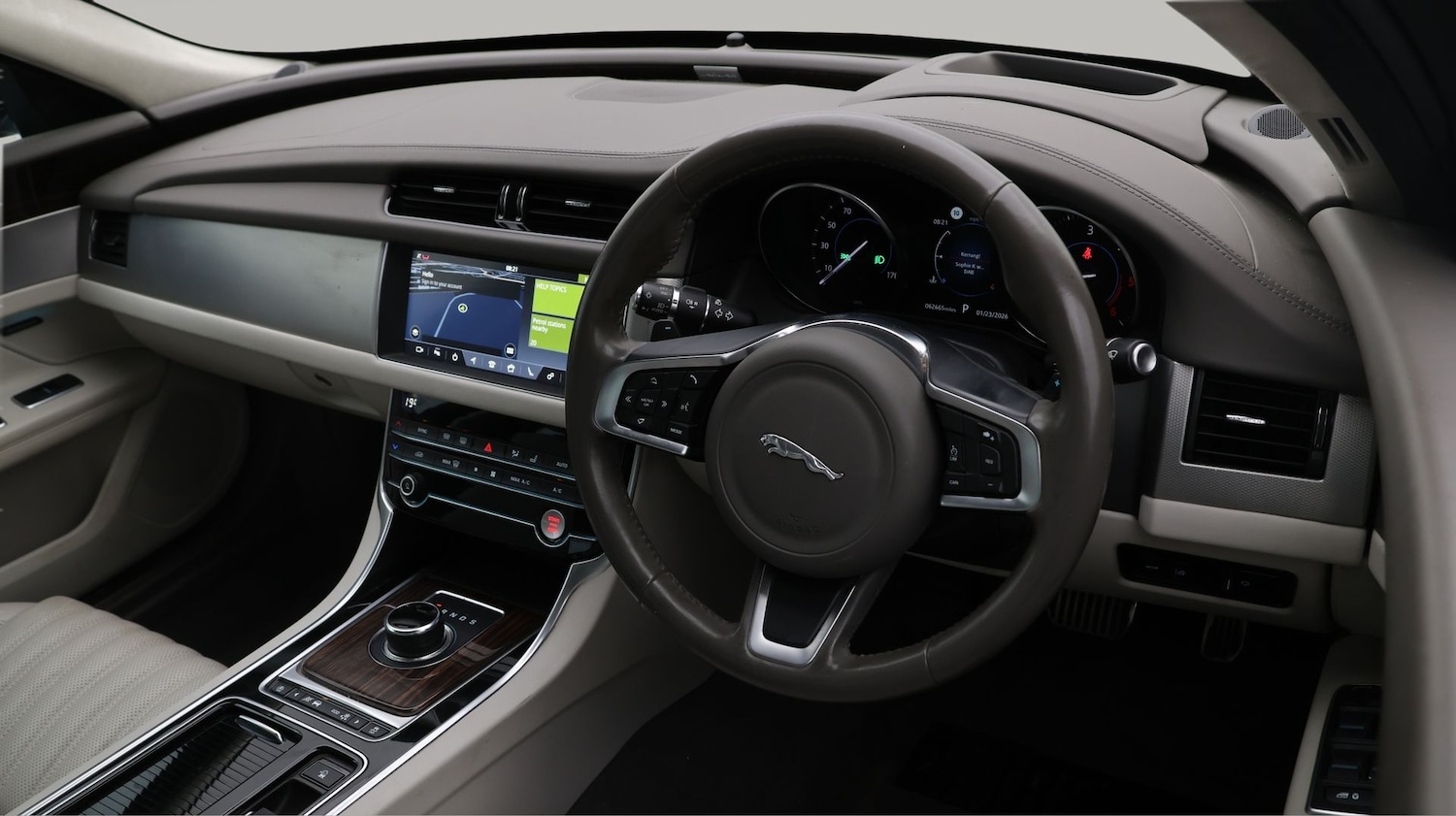 Used Jaguar XF 2020 for sale - 77300635: Photo 9