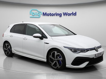 Volkswagen - Golf