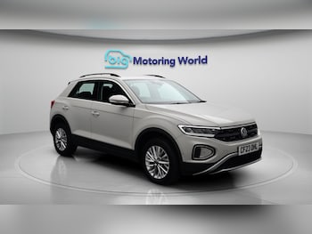 Used Volkswagen T-Roc 2023 for sale - 78984338: Photo
