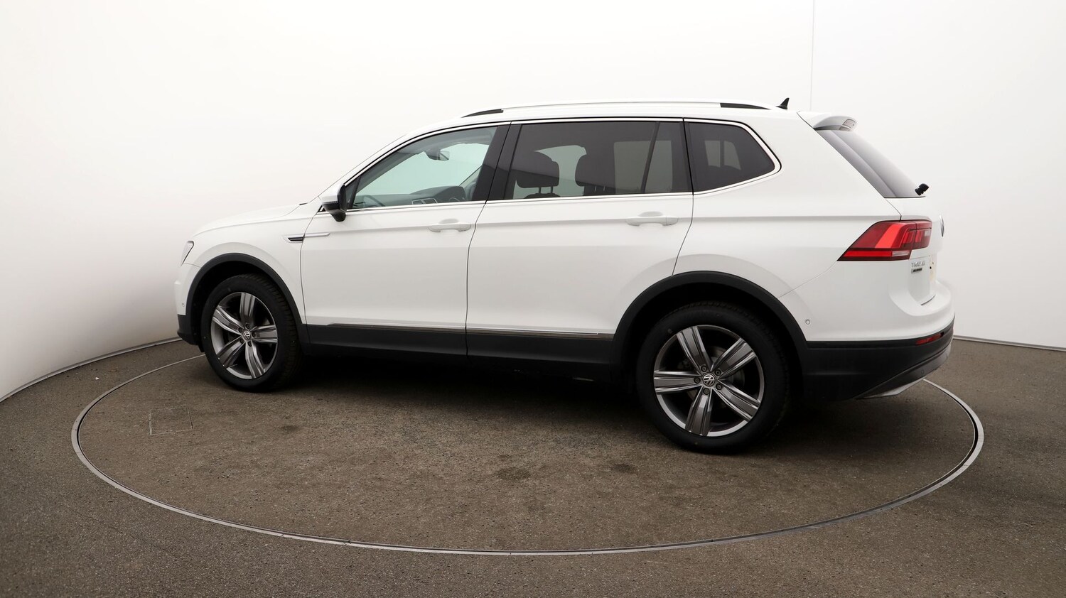 Used Volkswagen Tiguan Allspace for sale - 76809867: Photo 42
