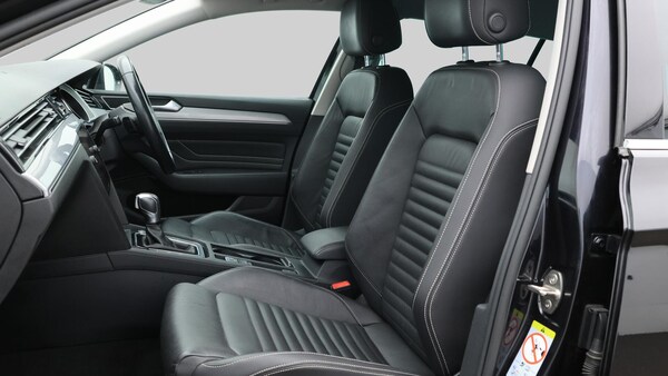 Used Volkswagen Passat 2021 for sale - 76214823: Photo 15