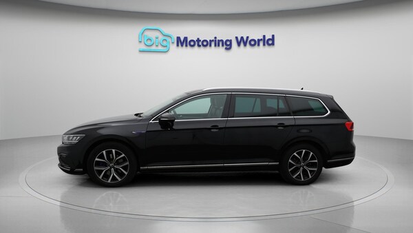 Used Volkswagen Passat 2021 for sale - 76214823: Photo 5
