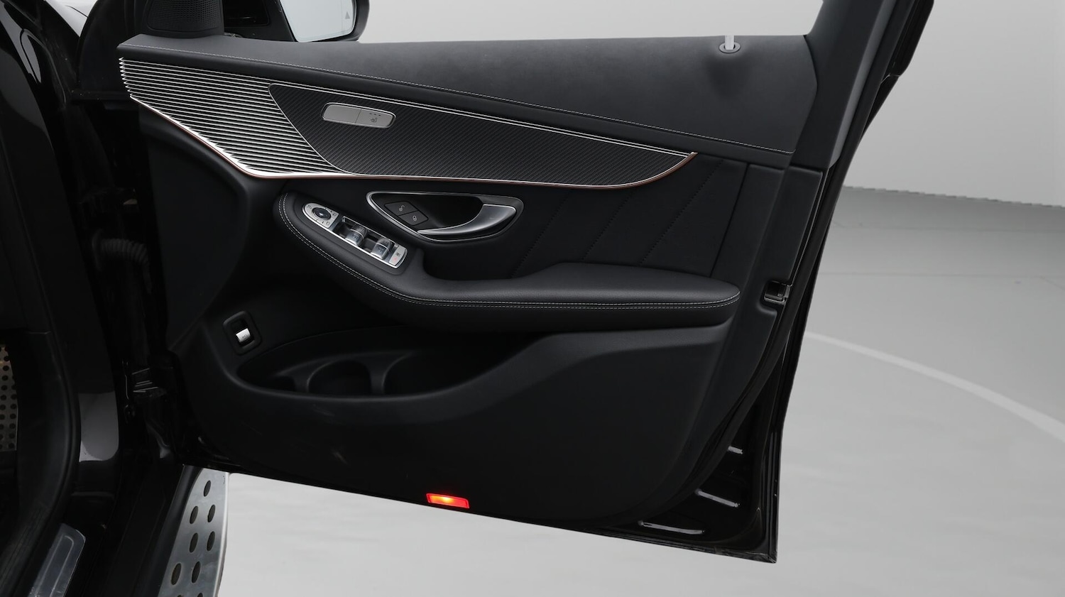 Used Mercedes-Benz EQC 2021 for sale - 76573547: Photo 16