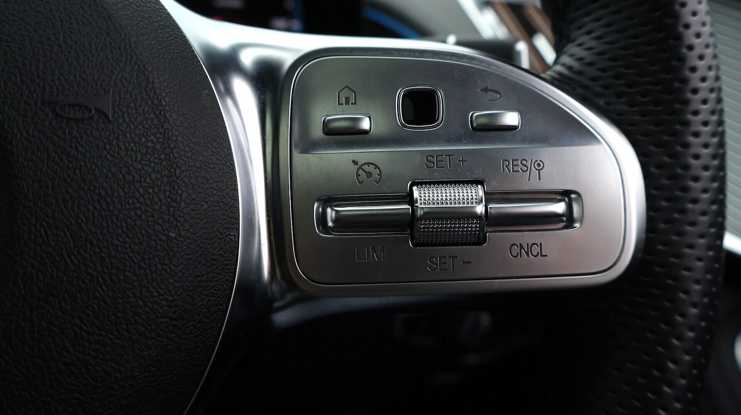 Used Mercedes-Benz EQC 2021 for sale - 76573547: Photo 26