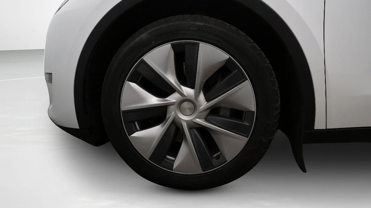 Used Tesla Model Y 2023 for sale - 77211611: Photo 18