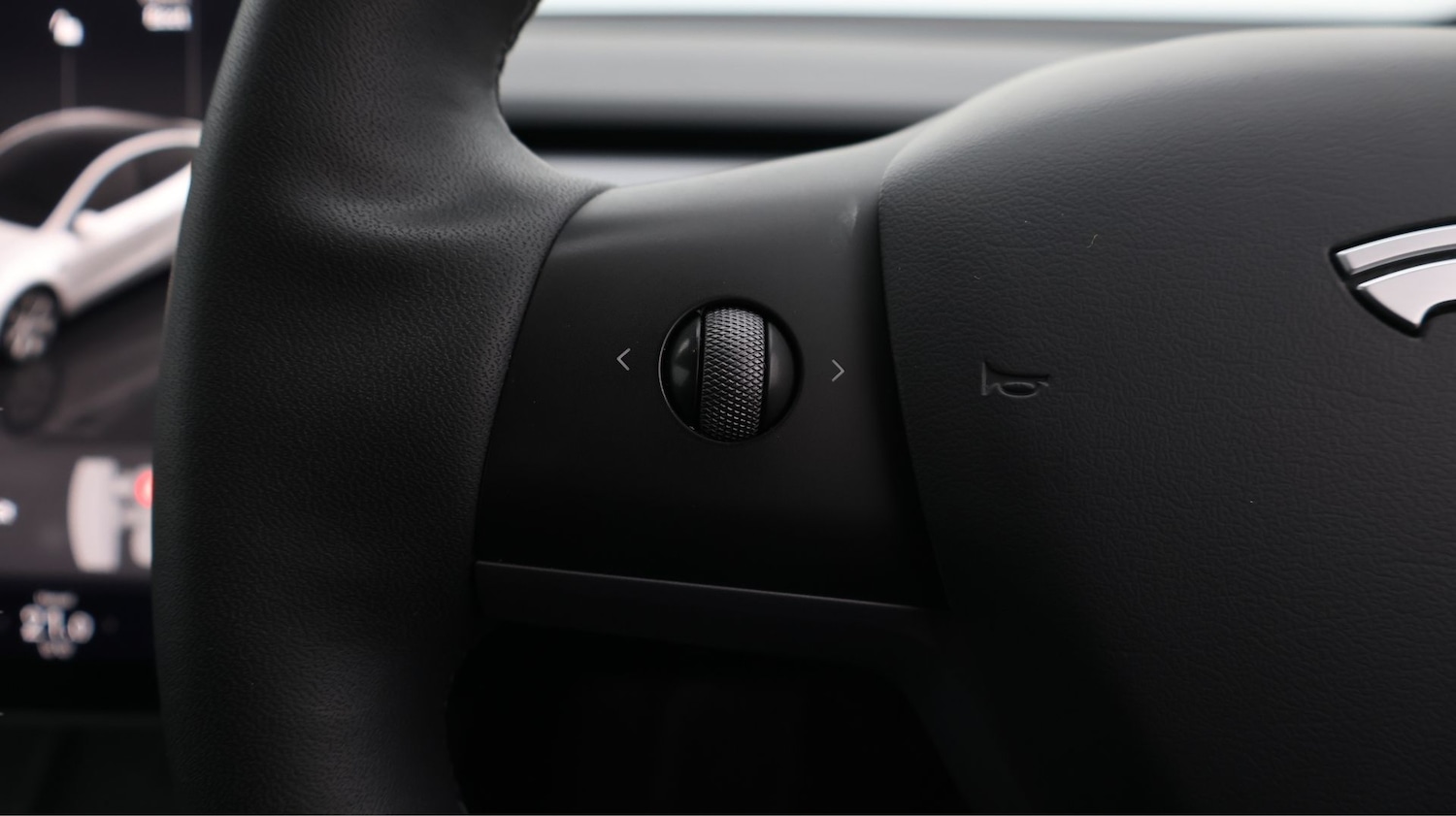 Used Tesla Model Y 2023 for sale - 77211611: Photo 21