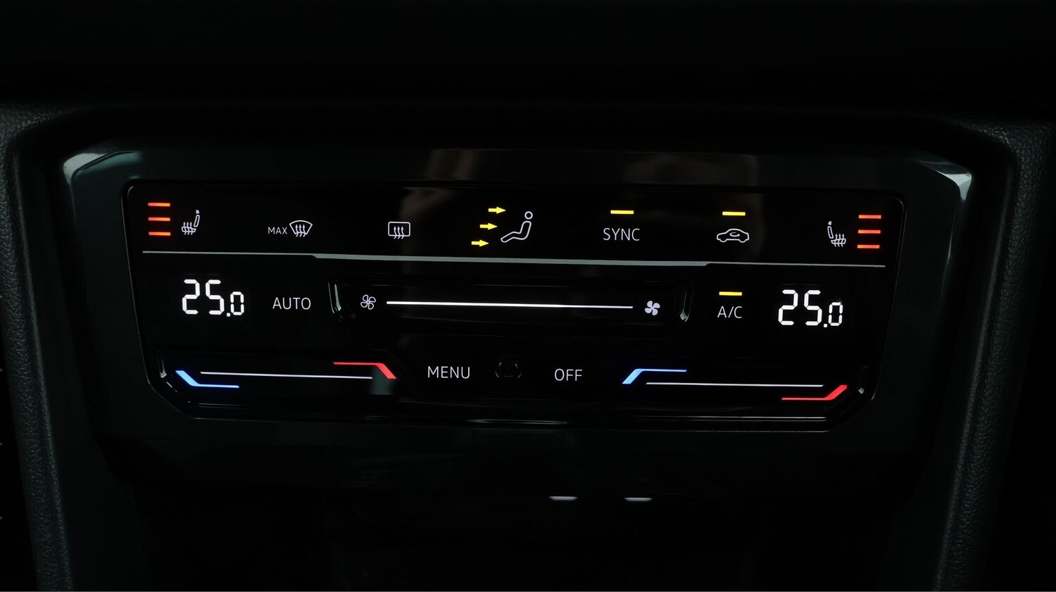 Used Volkswagen Tiguan 2023 for sale - 77744723: Photo 12