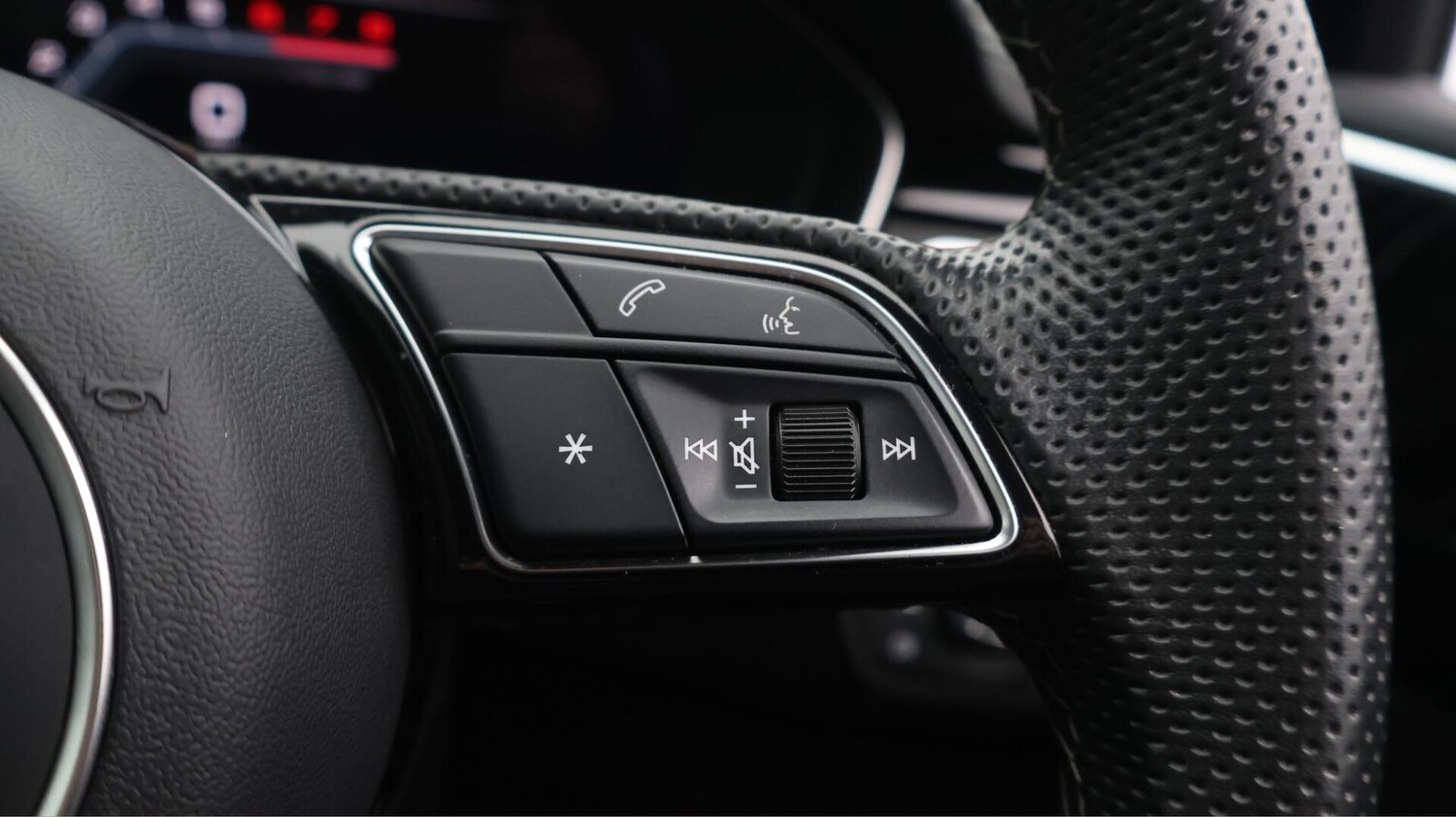 Used Audi A4 Avant 2023 for sale - 76370100: Photo 25