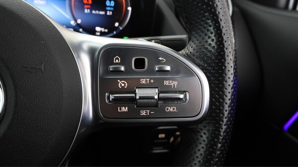Used Mercedes-Benz GLA 2021 for sale - 76270750: Photo 27