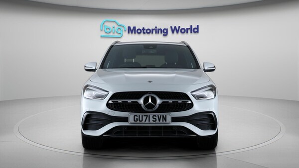 Used Mercedes-Benz GLA 2021 for sale - 76270750: Photo 3