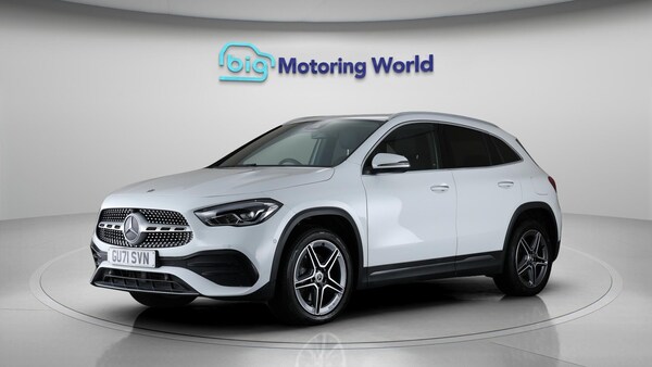 Used Mercedes-Benz GLA 2021 for sale - 76270750: Photo 4