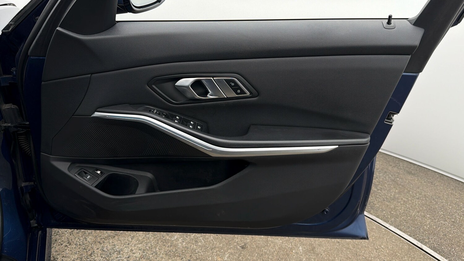 Used BMW 3 Series 2023 for sale - 78091277: Photo 14