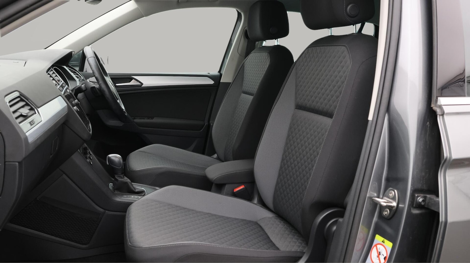 Used Volkswagen Tiguan 2020 for sale - 76613143: Photo 15