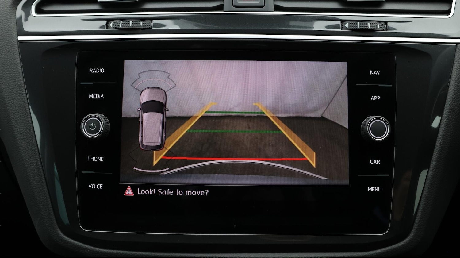 Used Volkswagen Tiguan 2020 for sale - 76613143: Photo 27