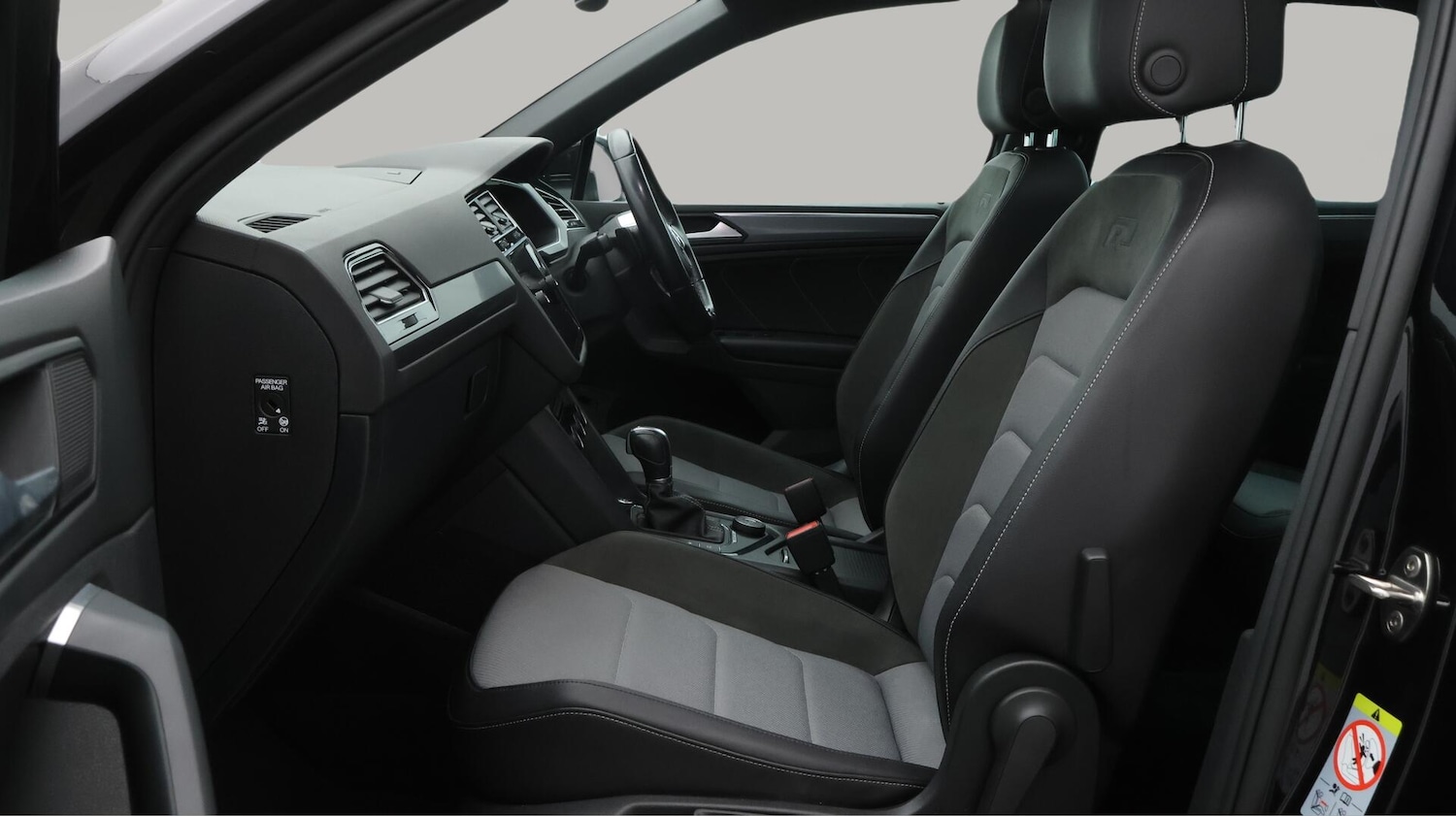 Used Volkswagen Tiguan 2019 for sale - 76108613: Photo 15