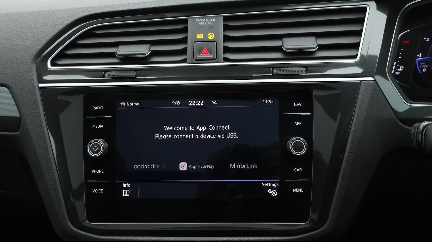 Used Volkswagen Tiguan 2019 for sale - 76108613: Photo 28