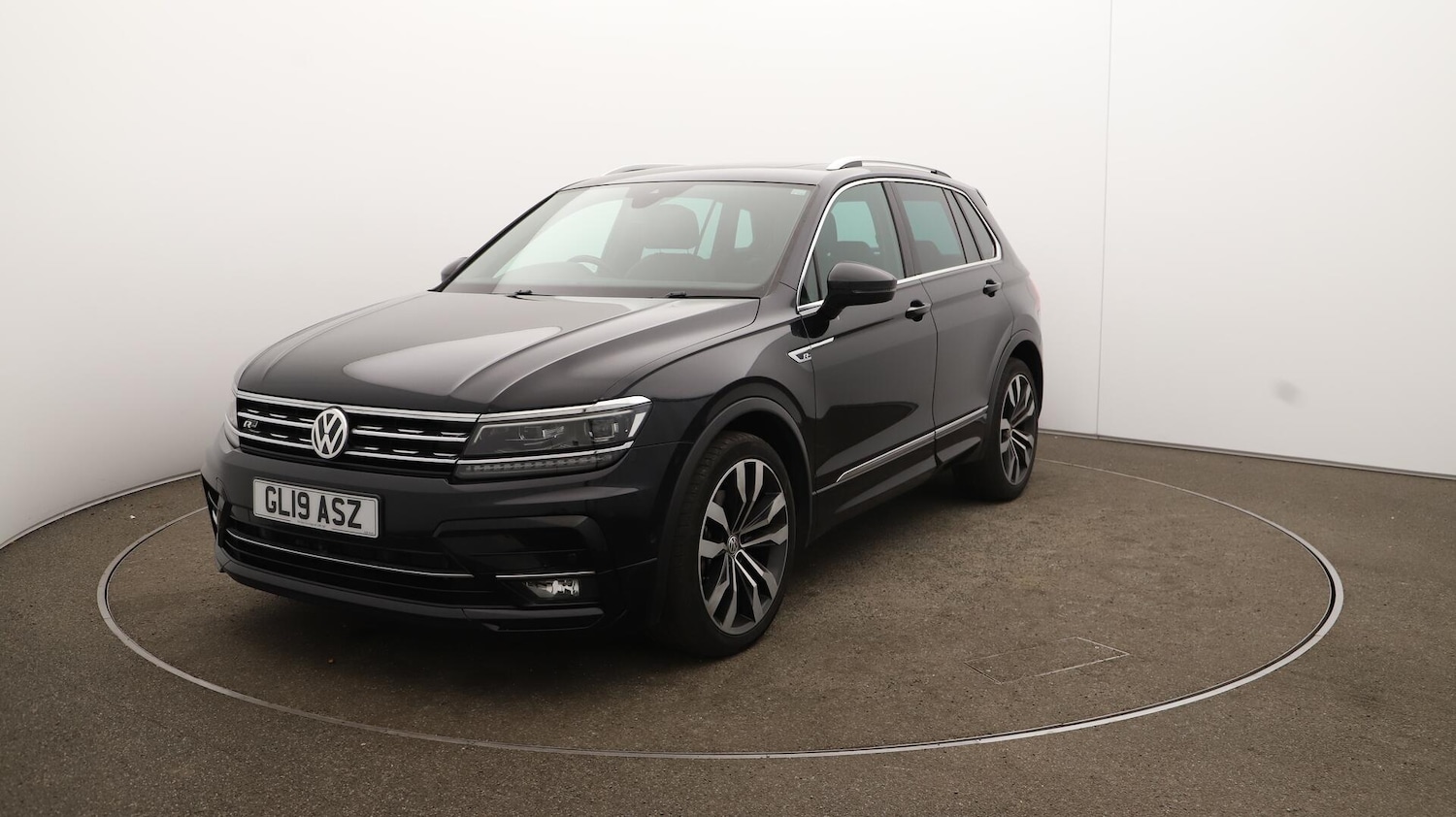 Used Volkswagen Tiguan 2019 for sale - 76108613: Photo 41