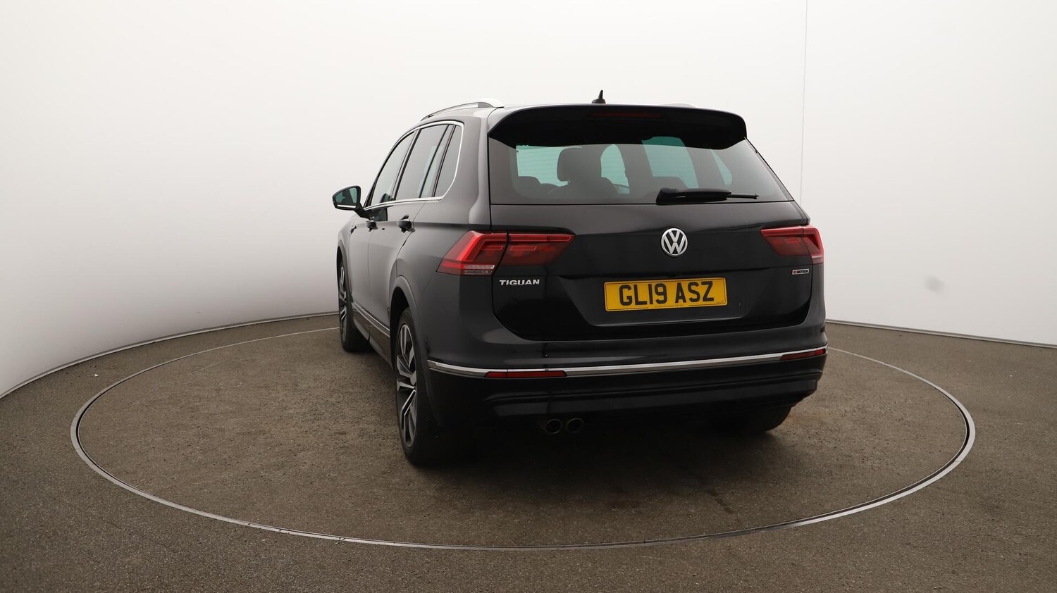 Used Volkswagen Tiguan 2019 for sale - 76108613: Photo 64