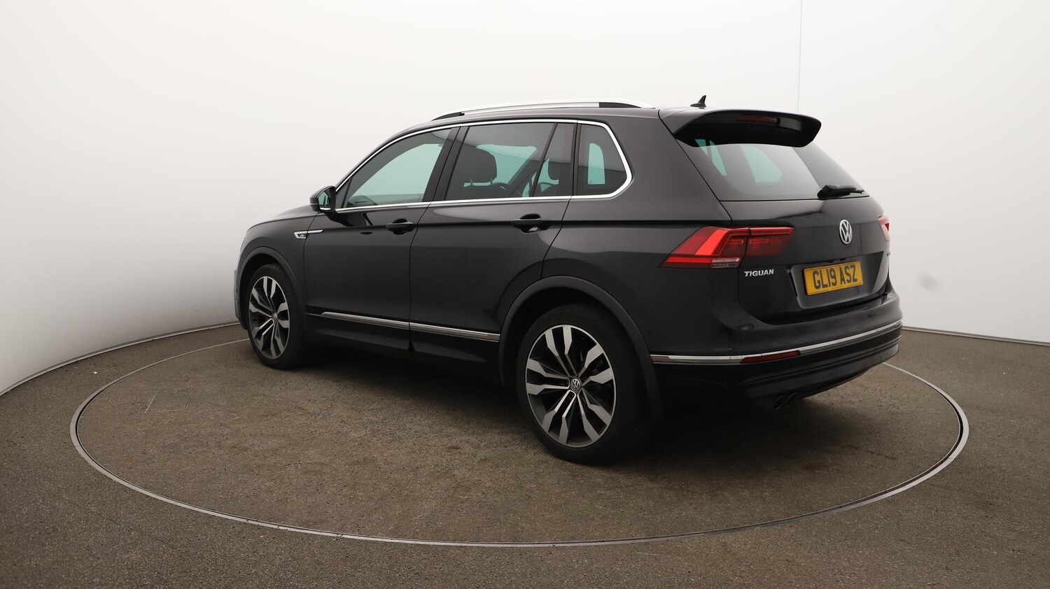 Used Volkswagen Tiguan 2019 for sale - 76108613: Photo 67