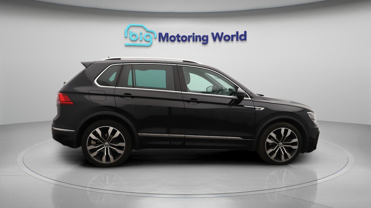 Used Volkswagen Tiguan 2019 for sale - 76108613: Photo 9