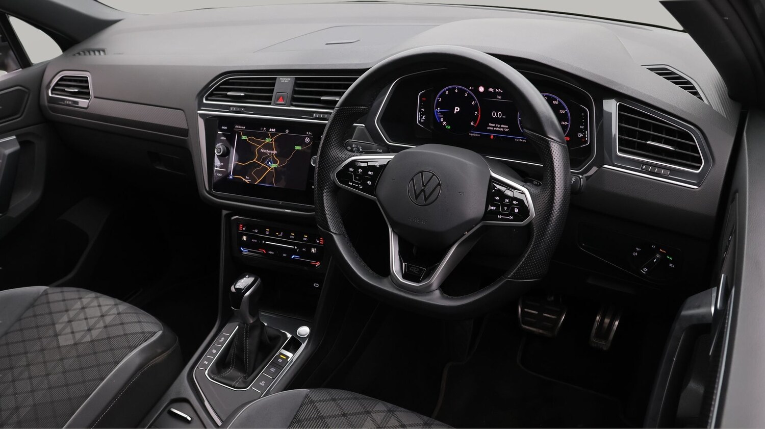 Used Volkswagen Tiguan for sale - 77873133: Photo 9