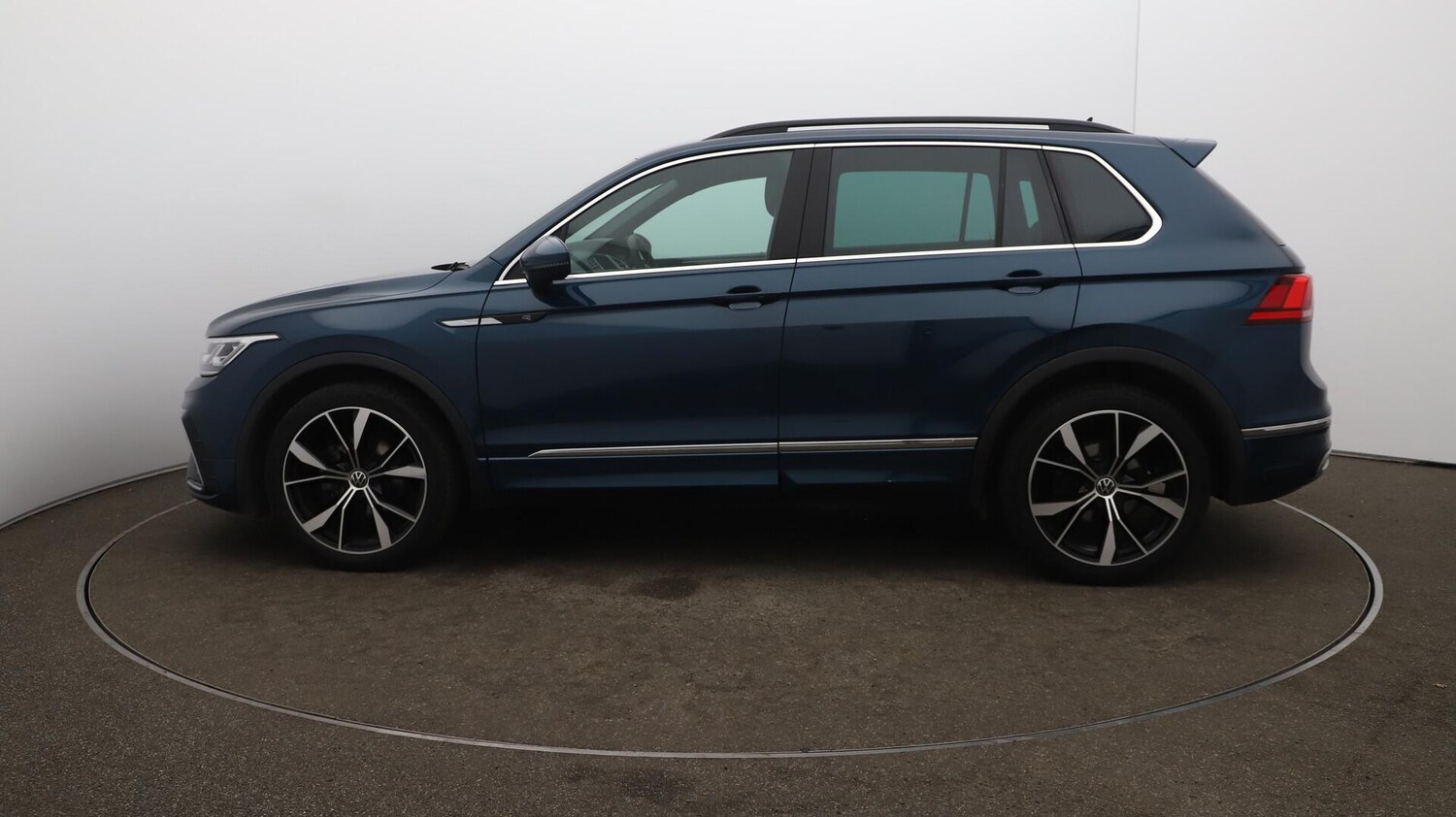Used Volkswagen Tiguan 2022 for sale - 76012552: Photo 65