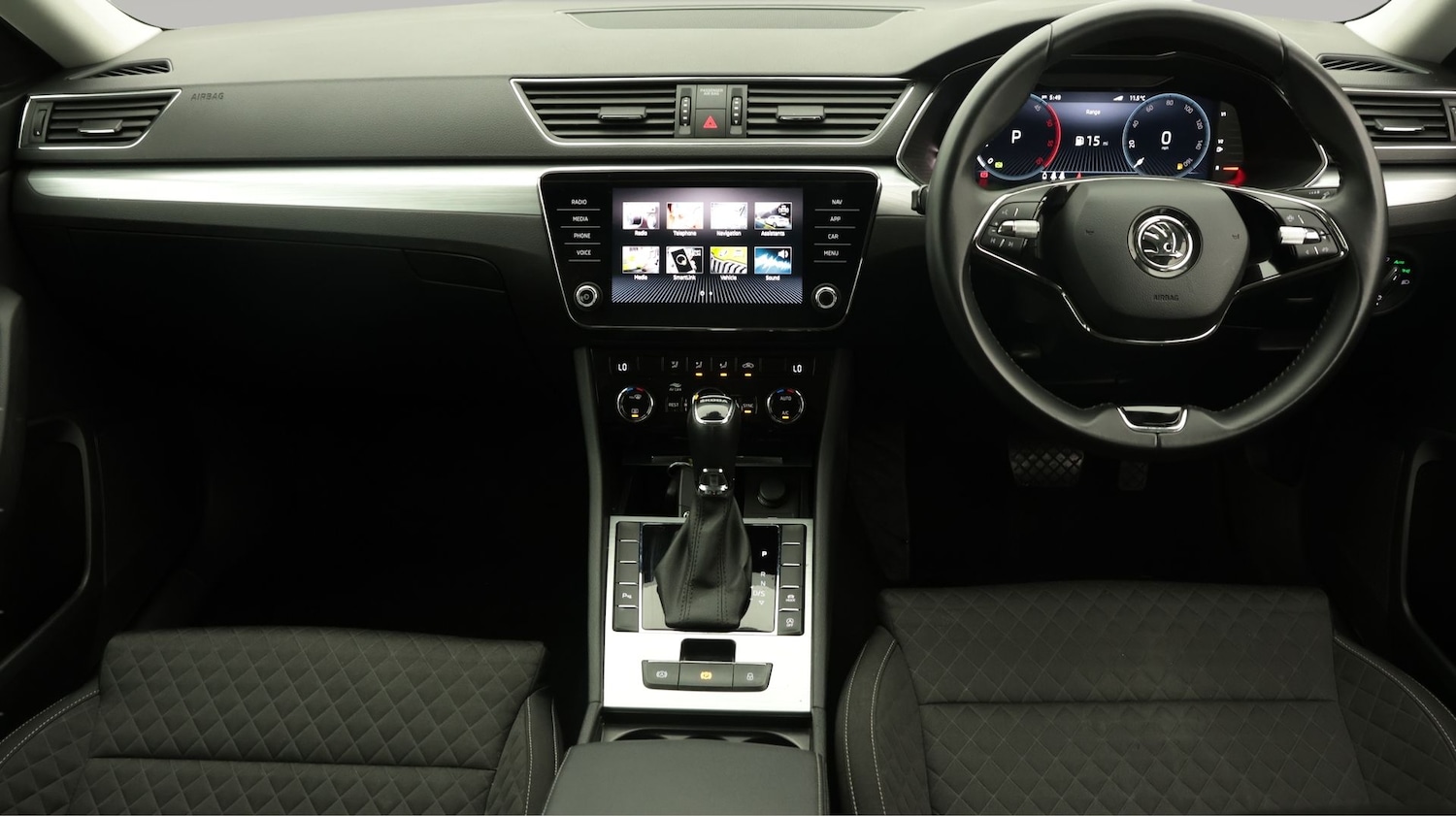 Used Skoda Superb 2023 for sale - 77900929: Photo 13