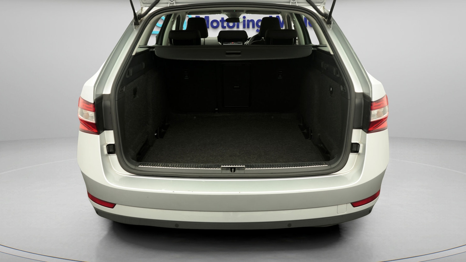 Used Skoda Superb 2023 for sale - 77900929: Photo 17