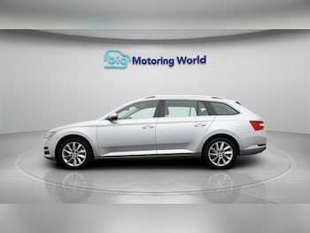 Used Skoda Superb 2023 for sale - 77900929: Photo