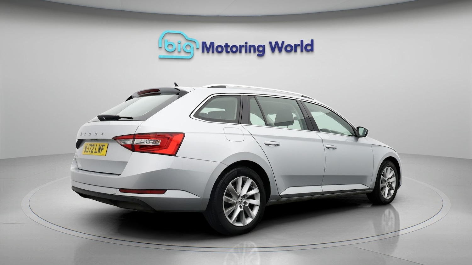 Used Skoda Superb 2023 for sale - 77900929: Photo 7