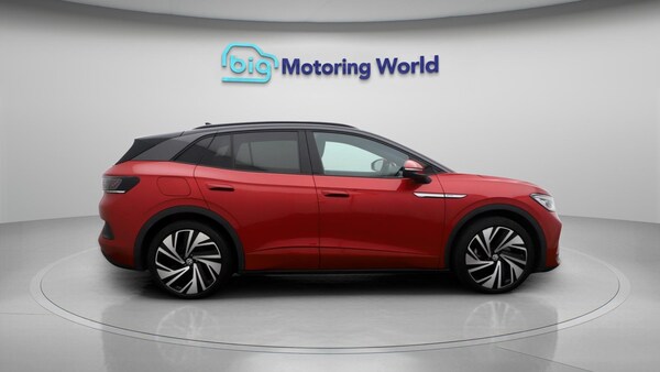 Used Volkswagen ID.4 2022 for sale - 74712419: Photo 9