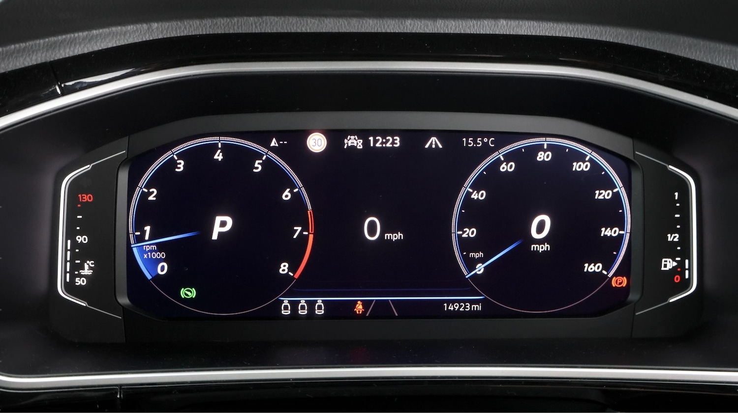 Used Volkswagen T-Roc 2024 for sale - 77677046: Photo 10