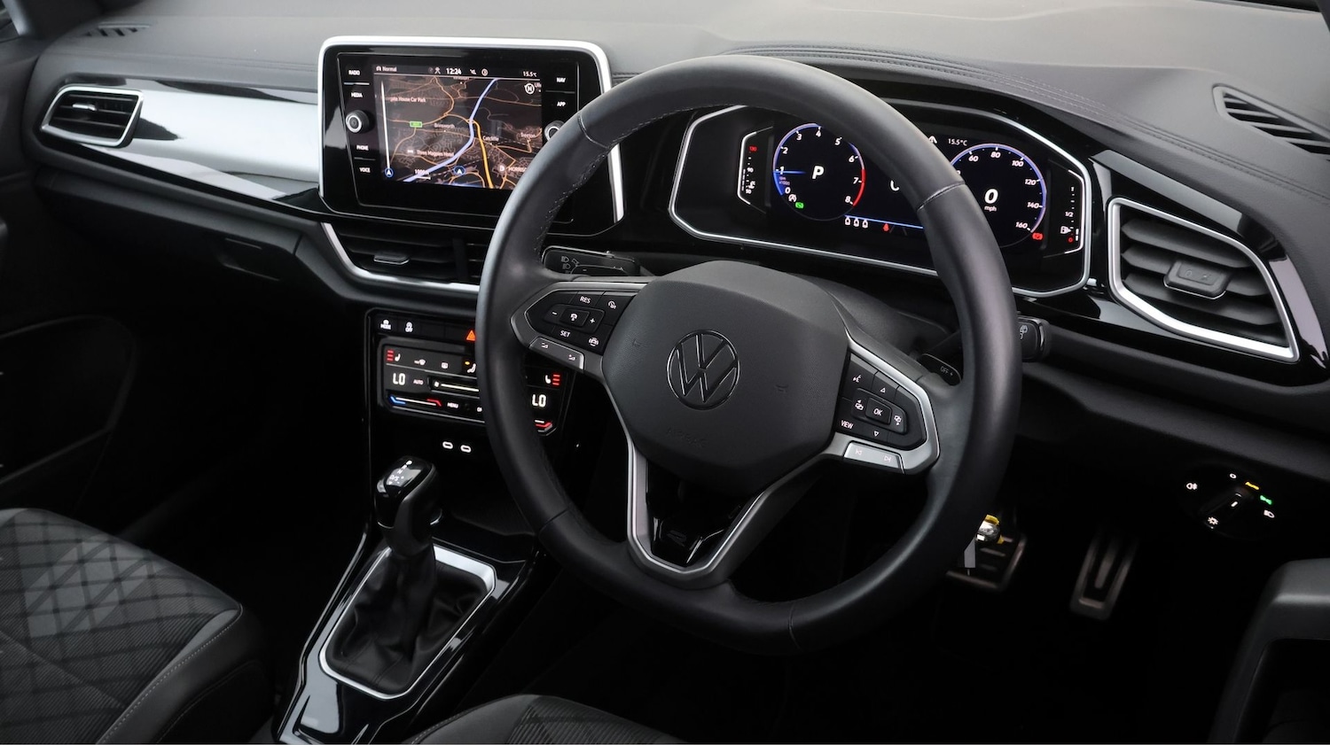 Used Volkswagen T-Roc 2024 for sale - 77677046: Photo 9