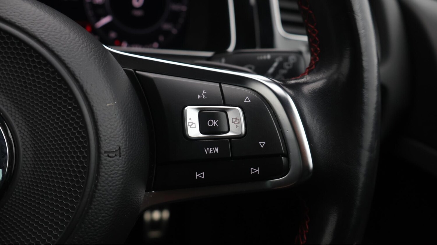 Used Volkswagen Golf 2020 for sale - 76538654: Photo 25