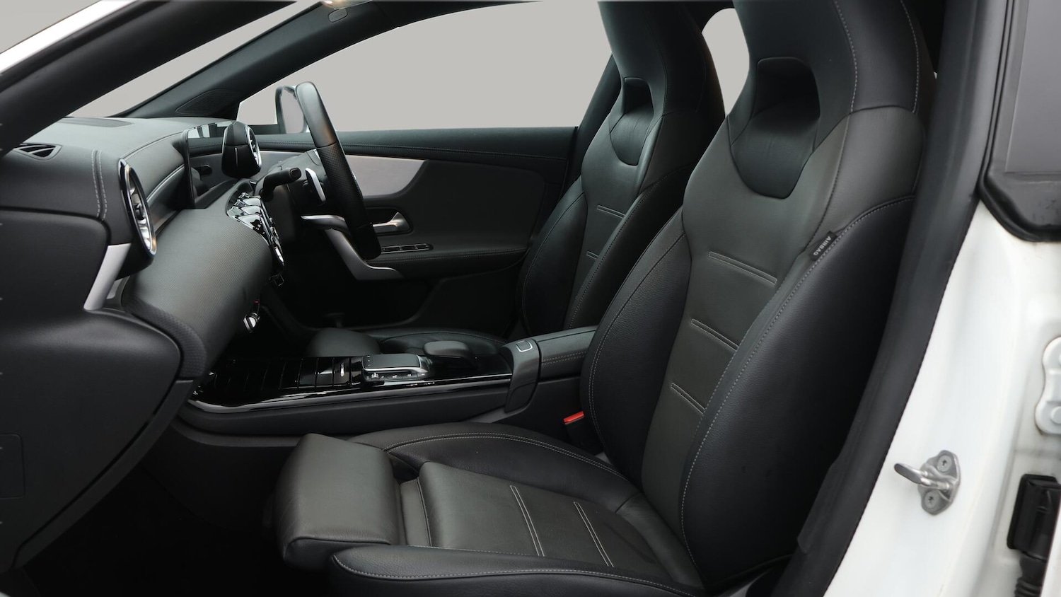 Used Mercedes-Benz CLA 2021 for sale - 76561330: Photo 15