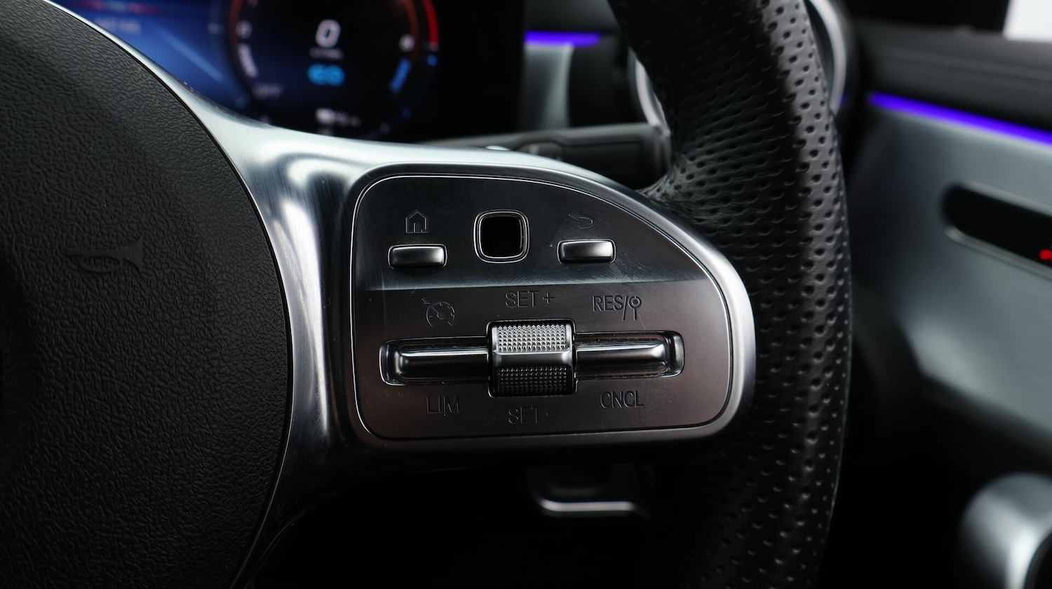 Used Mercedes-Benz CLA 2021 for sale - 76561330: Photo 27