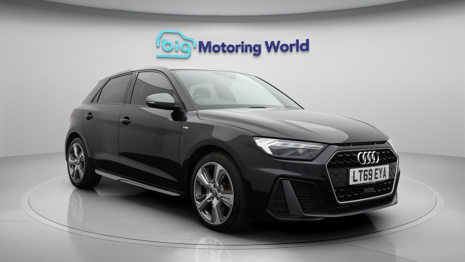 Used Audi A1 2019 for sale - 76572909: Photo 2