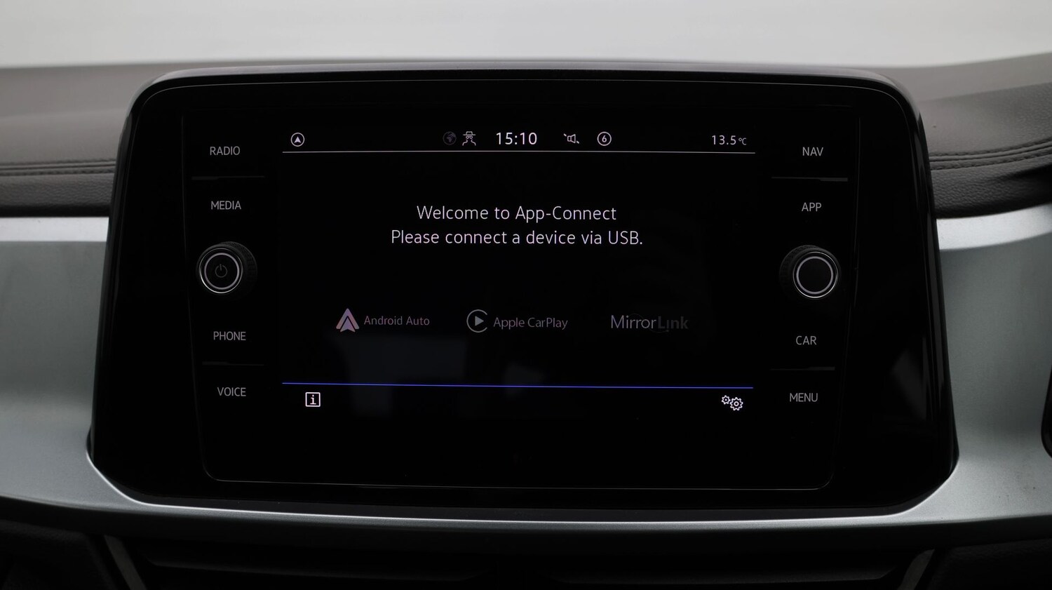 Used Volkswagen T-Roc 2022 for sale - 77746061: Photo 25