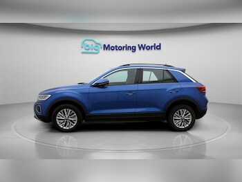 Used Volkswagen T-Roc 2022 for sale - 77746061: Photo