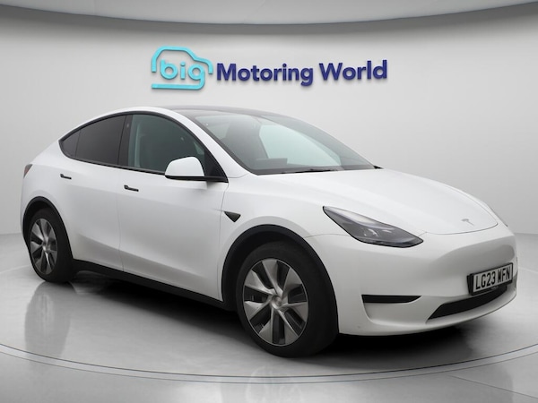 Used Tesla Model Y 2023 for sale - 76001364: Photo 1